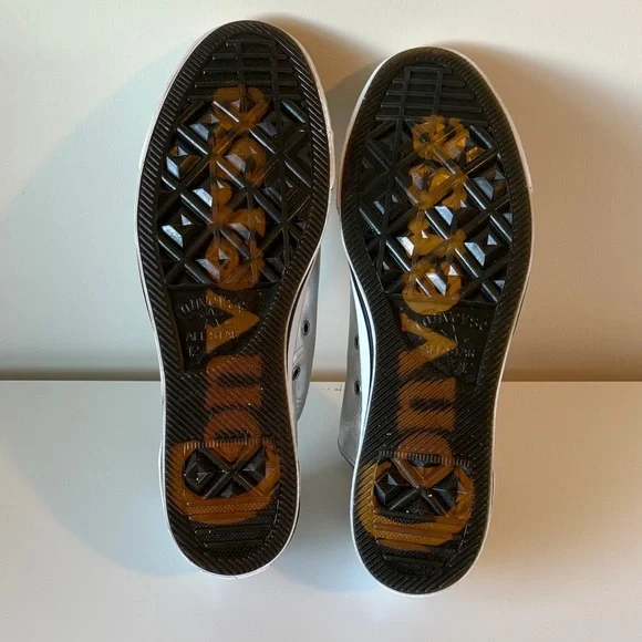 Converse Century Project Men's Metallic Silver Low Top Size 12 EUC - Picture 9 of 11